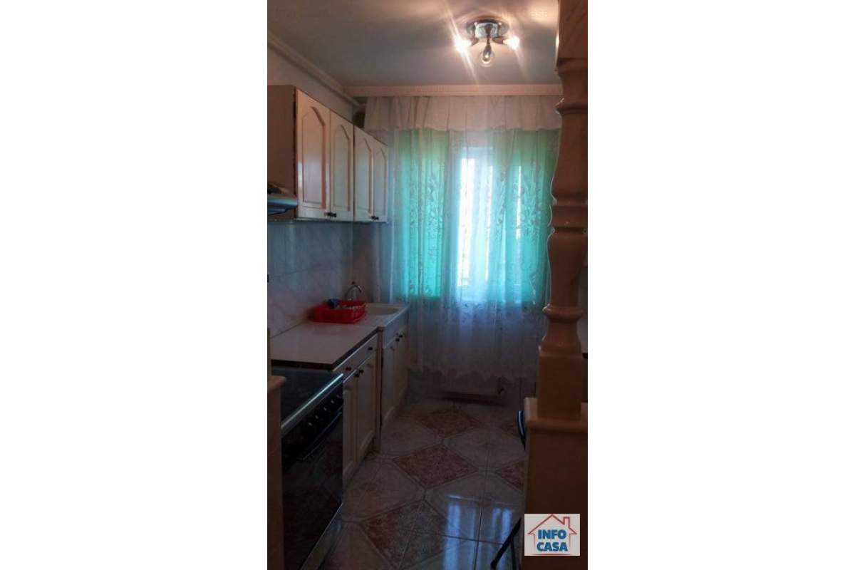 Inchiriez apartament 2 camere