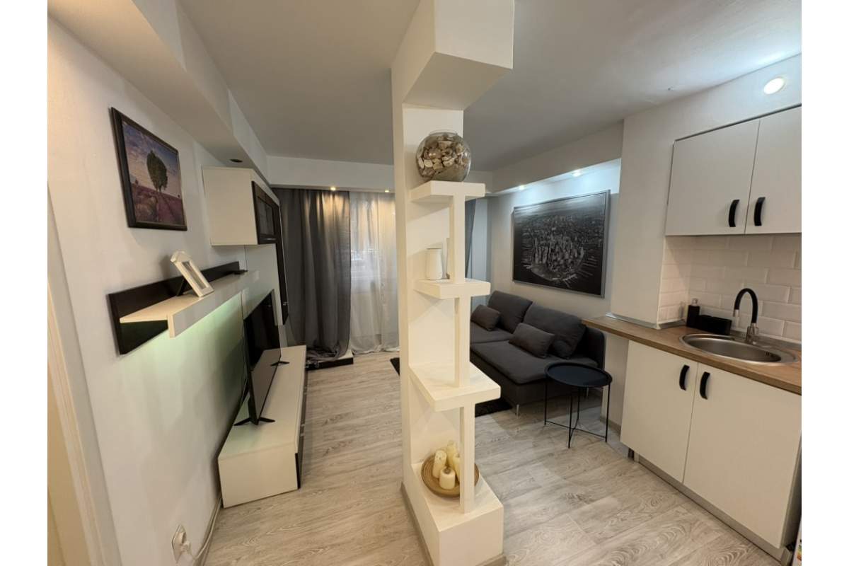 Inchiriez Apartament 3 camere - Militari / Lujerului