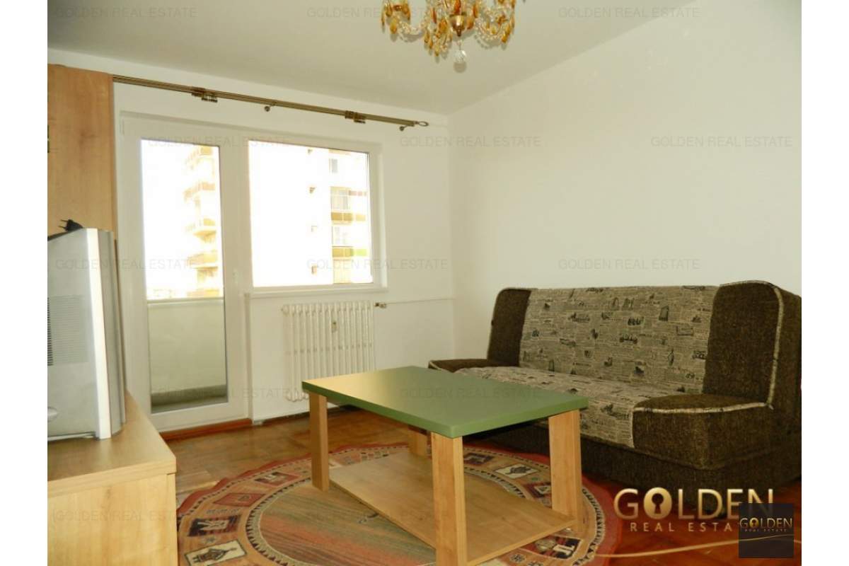 Inchiriez apartament 3 camere, zona Podgoria-Gara, amenajat si mobilat modern