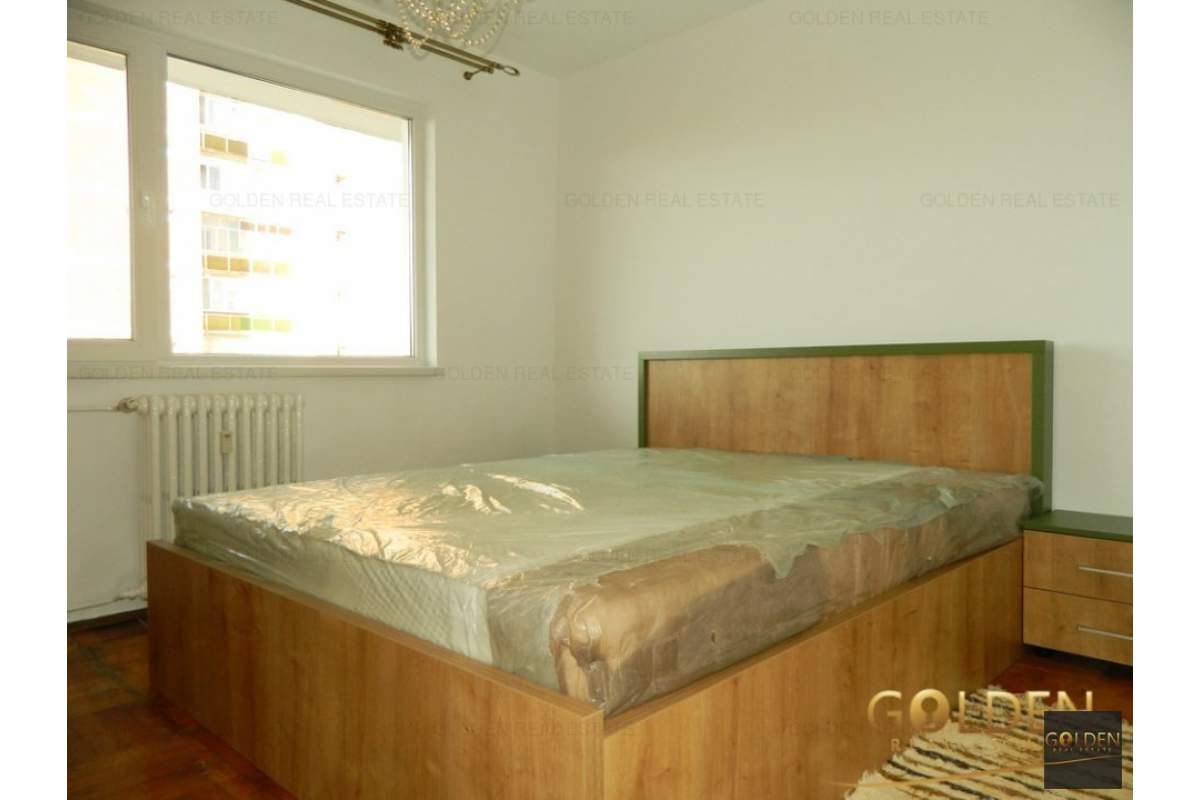 Inchiriez apartament 3 camere, zona Podgoria-Gara, amenajat si mobilat modern