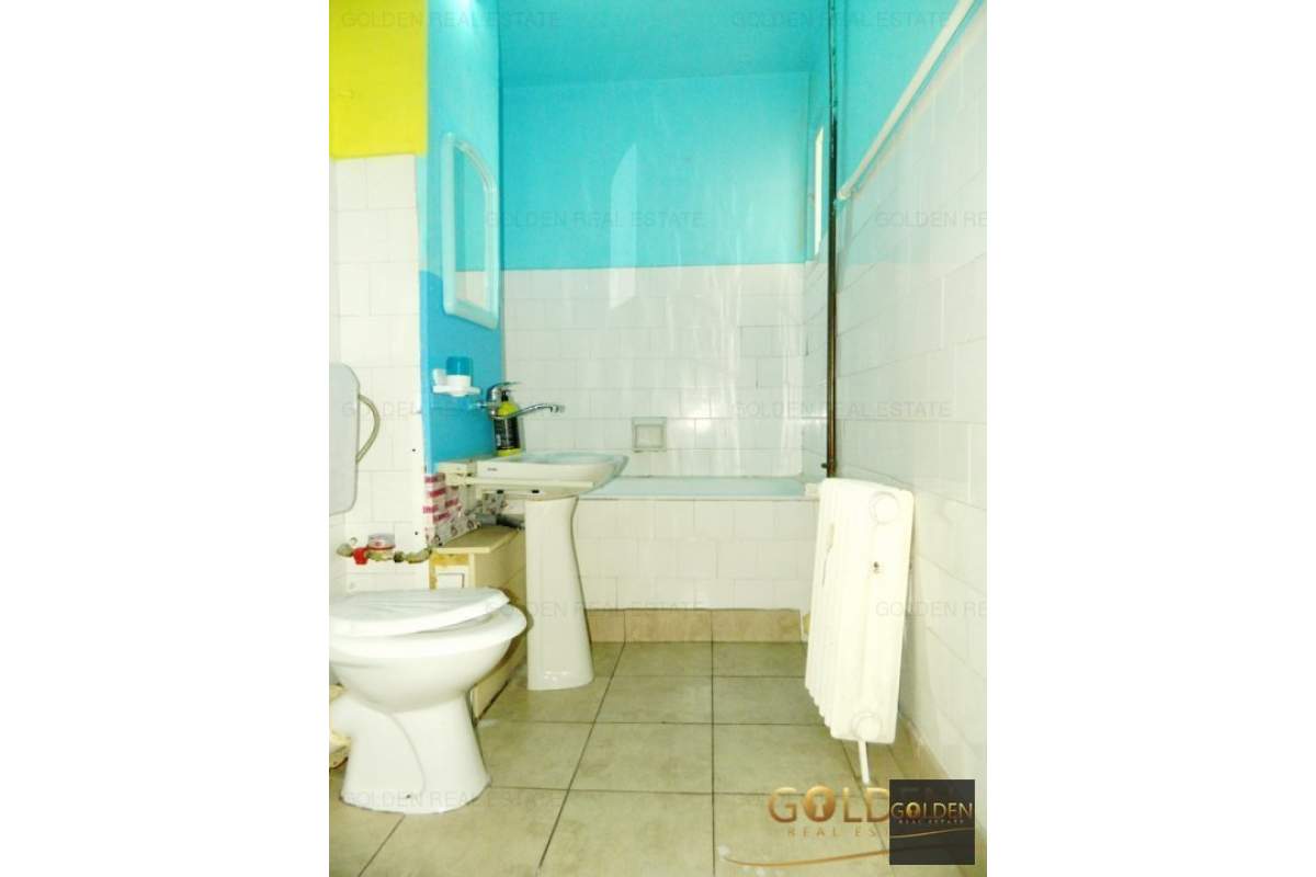 Inchiriez apartament 3 camere, zona Vlaicu-Fortuna, suprafata 75 mp