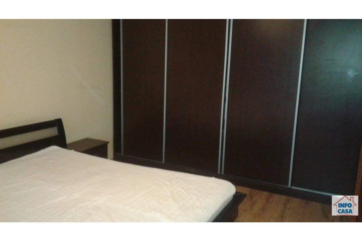  Inchiriez apartament 4 camere