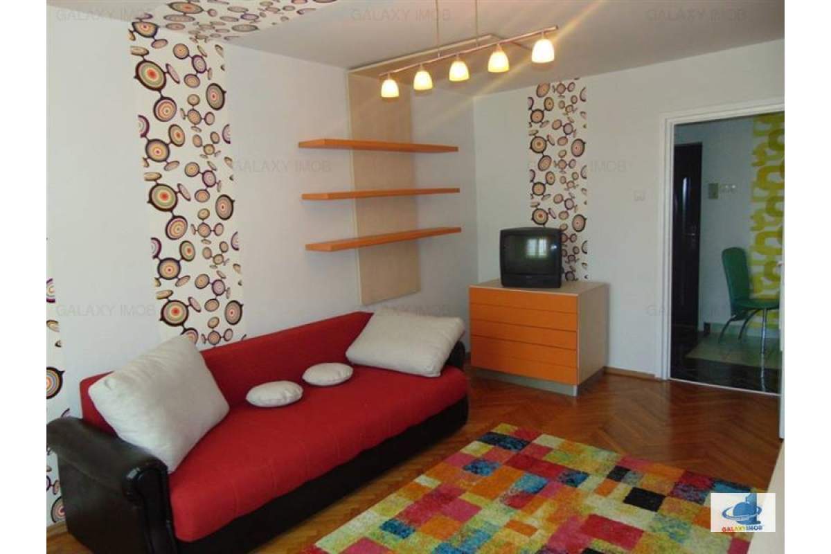  Inchiriez apartament cu 2 camere modern utilat si mobilat langa Teatru