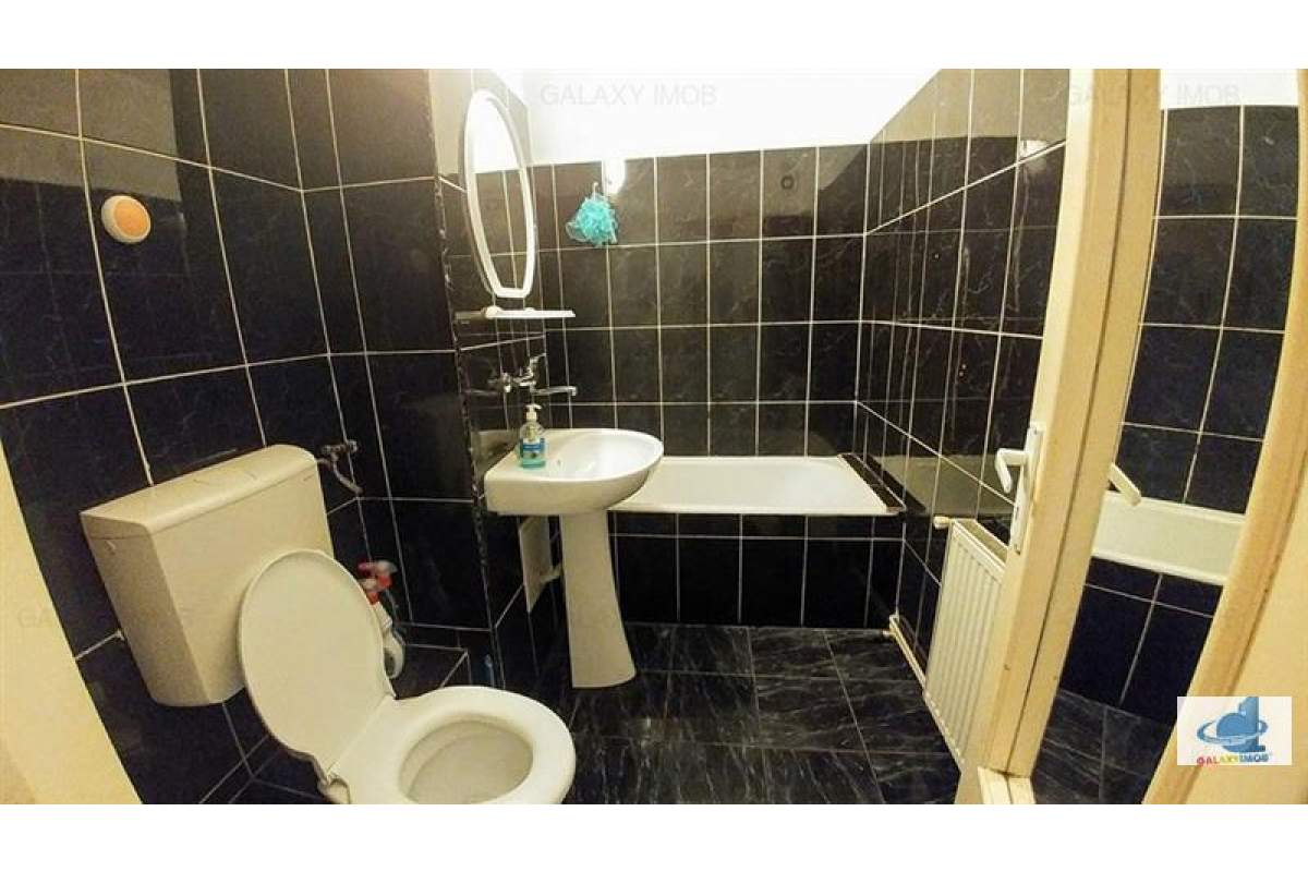  Inchiriez apartament cu 3 camere, in cartierul Tudor