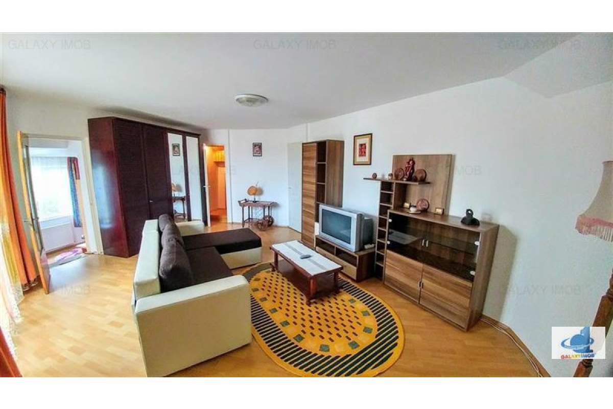  Inchiriez apartament cu 3 camere modern utilat, in zona semicentrala