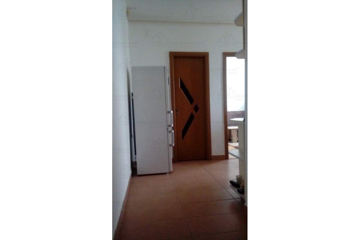  Inchiriez apartament in Arad in apropierea facultatii de medicina