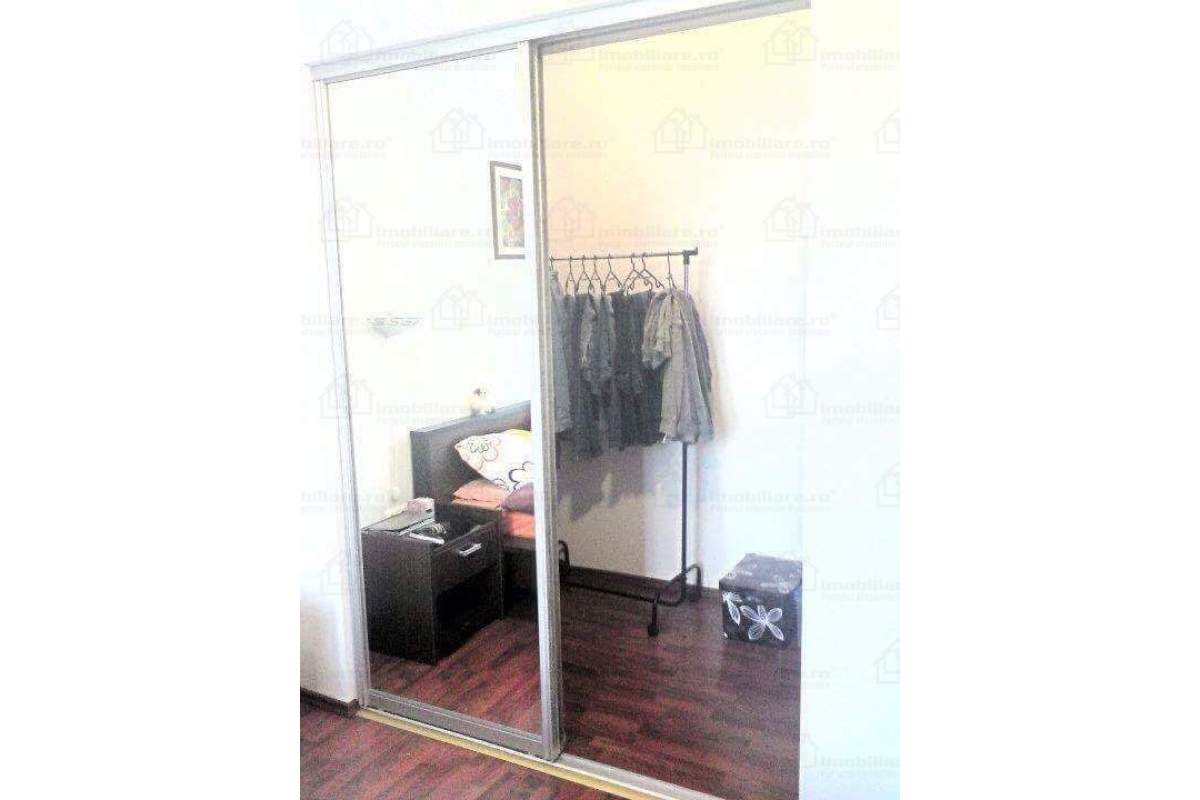 Inchiriez apartament situat ultracentral,Cluj-Napoca,Str.Emil Isac Nr.2