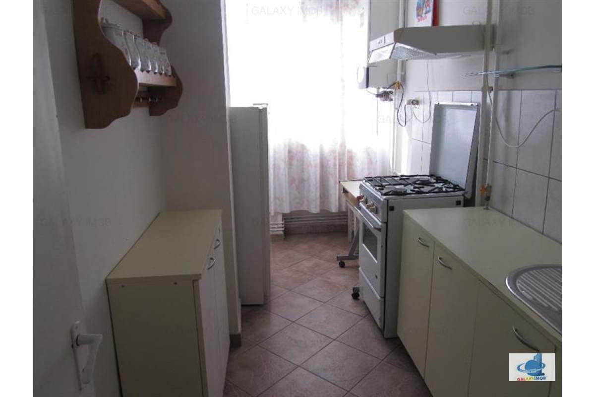  Inchiriez apartamentu cu 1 camera, in cartierul Tudor