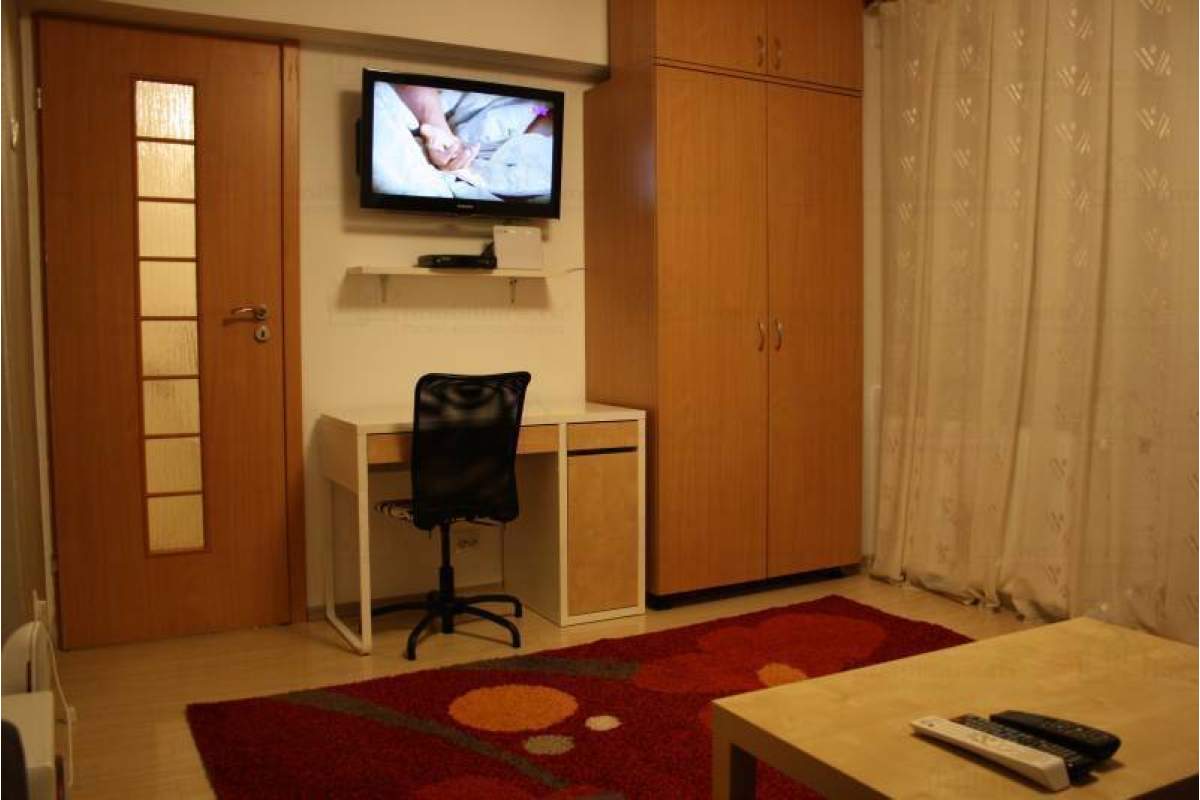 Inchiriez garsoniera ultracentrala-direct de la proprietar-0% comision