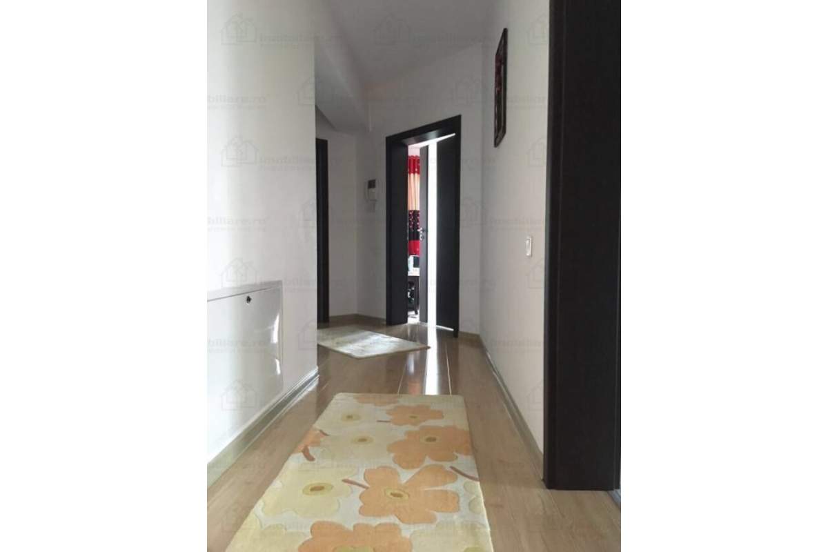 Inchiriez Vila P+1 , Bartolomeu Nord , 4 camere , 4 bai , mobilata utilata lux