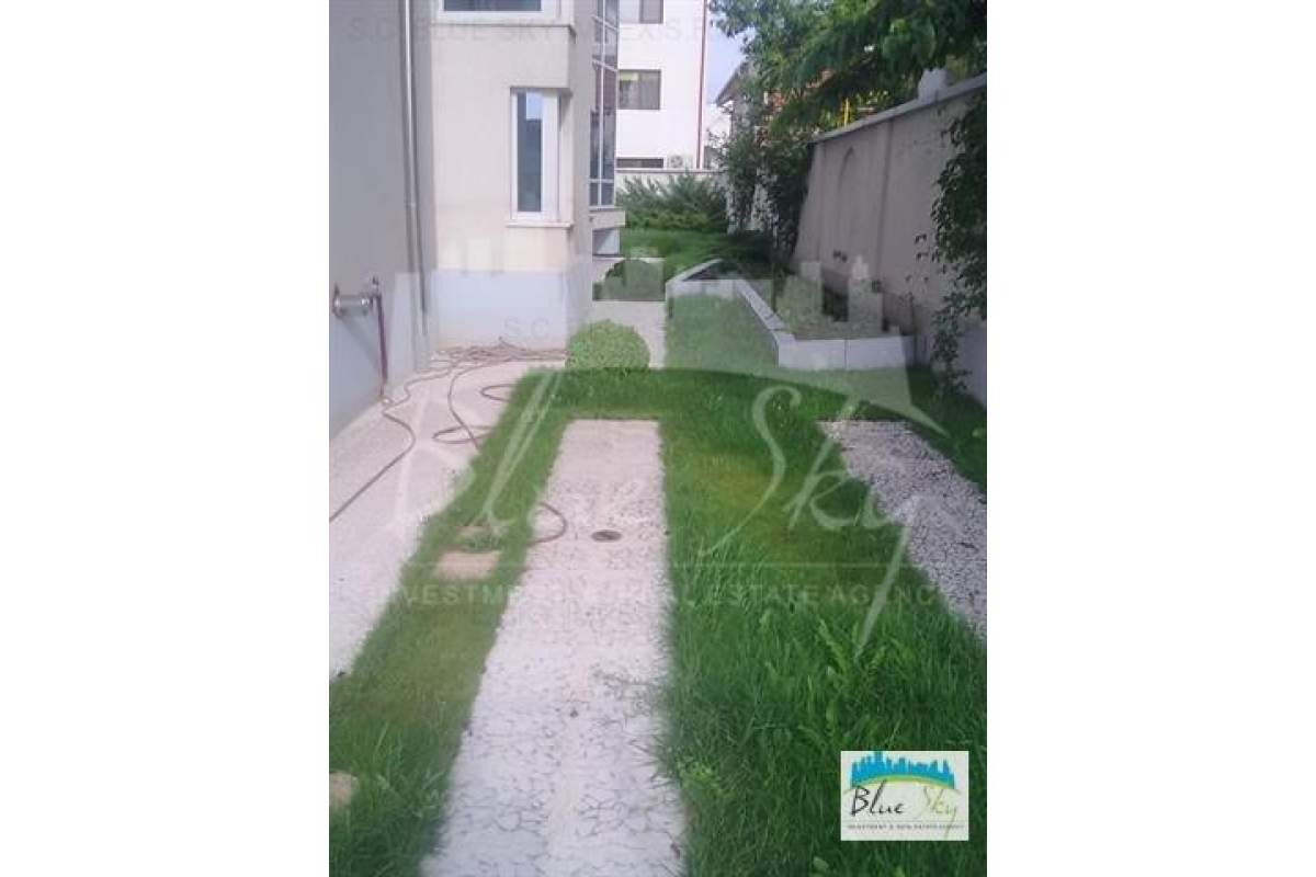Mamaia Nord , imobil deosebit , vila S+P+2, termen lung