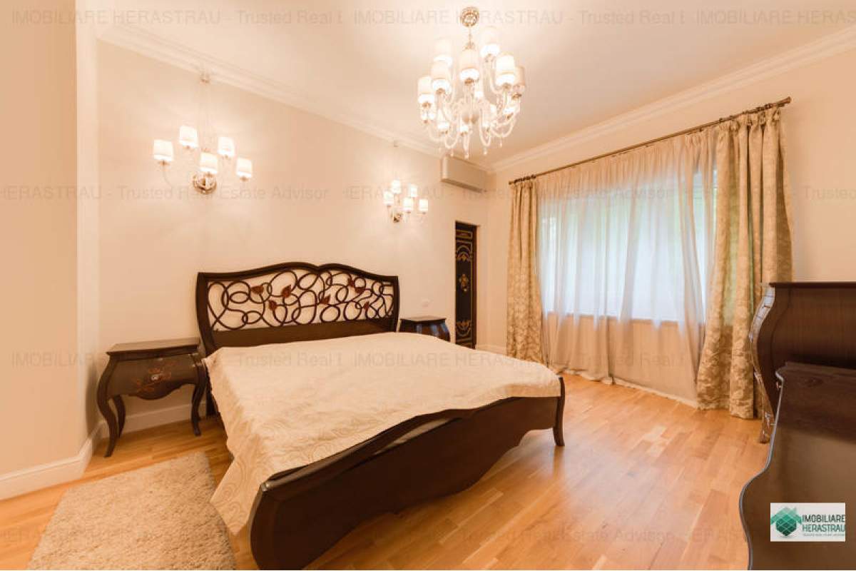  Maxim Gorki Villa, 7 camere TOP