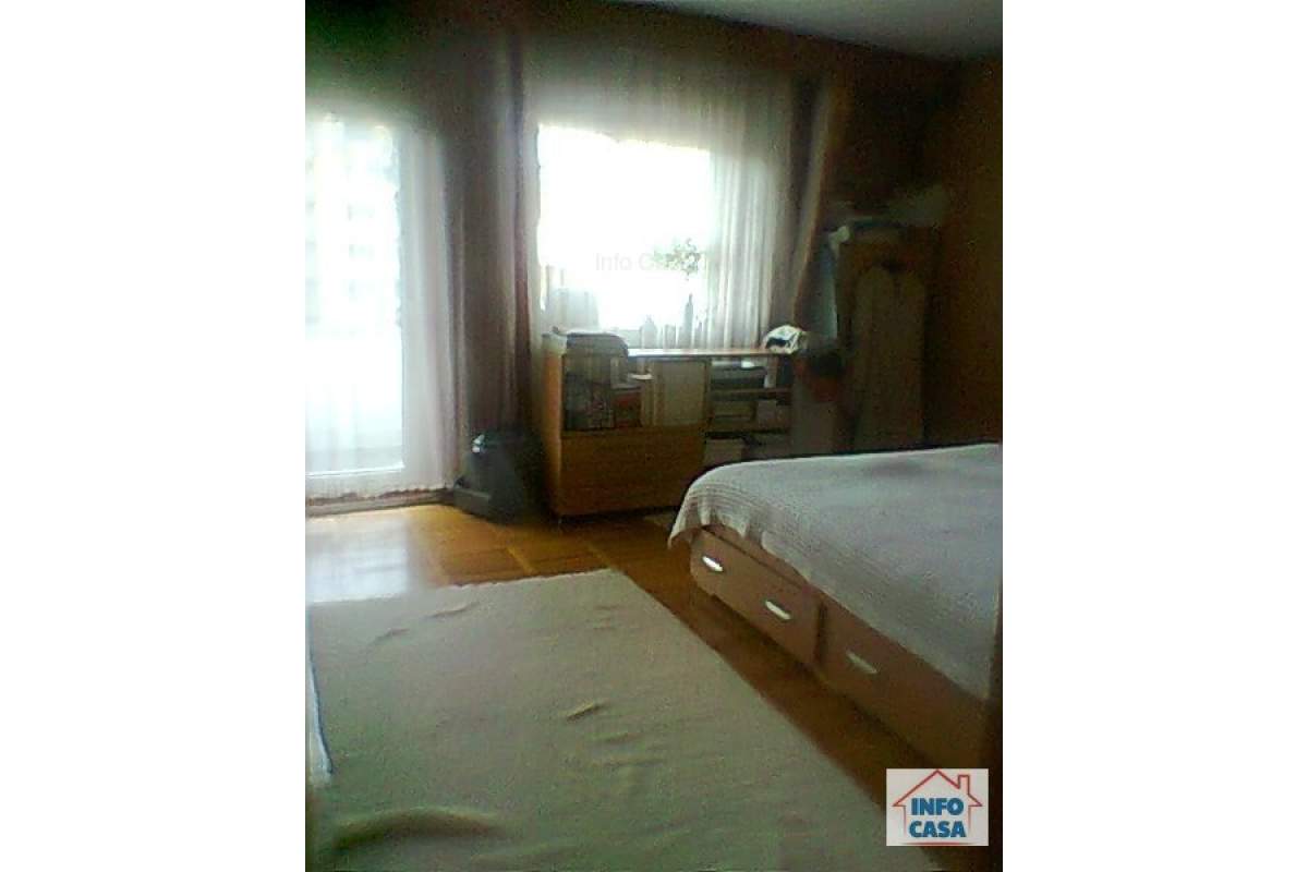  ofer de inchiriat apartament 4 camere