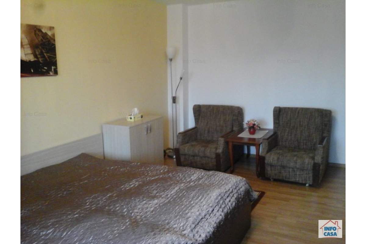 Ofer de inchiriat apartament cu 1 camera