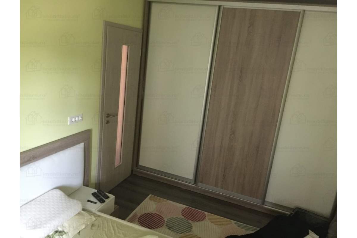ofer spre inchiriere apartament cu 2 camere in cartierul Tomis Plus,mobilat lux.