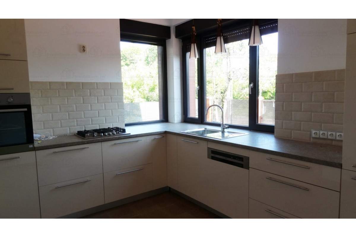 PF inchiriez casa noua(2016),P+1, zona Gruia, pretabila sediu firma,parcare