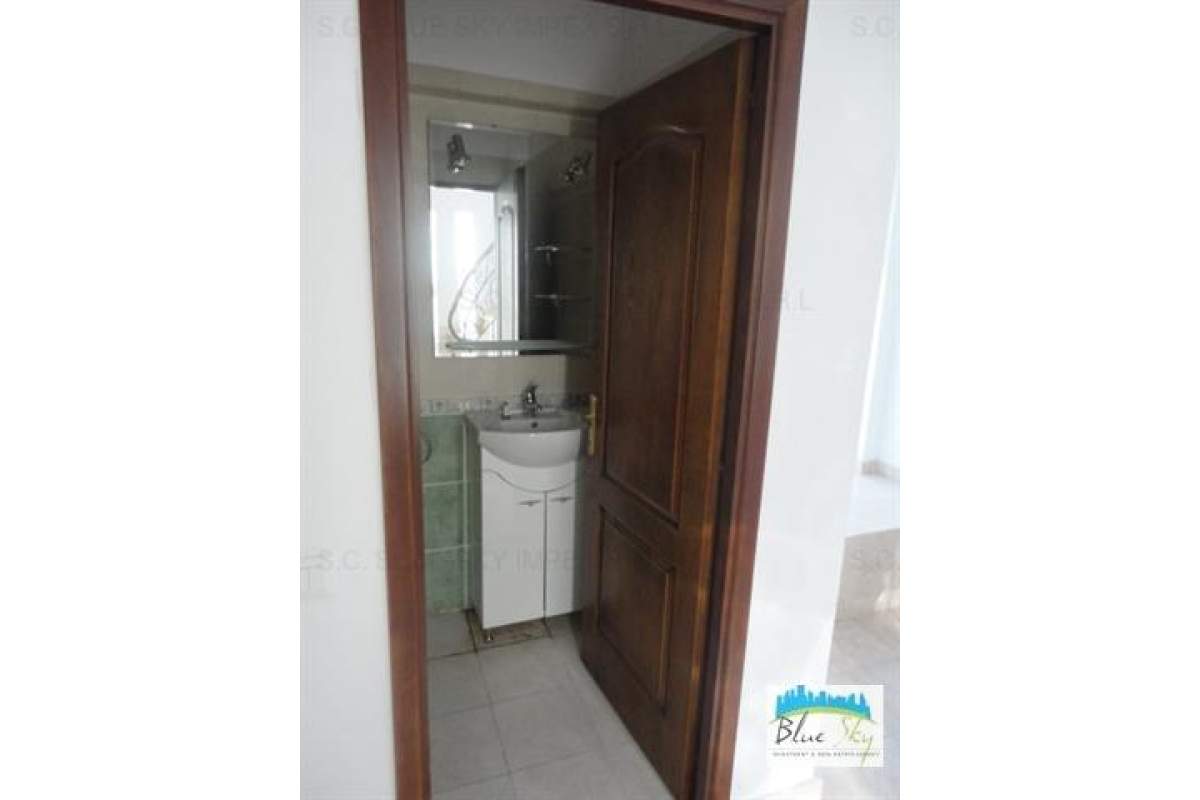  Piata Ovidiu, vila D+P+4, 9 camere