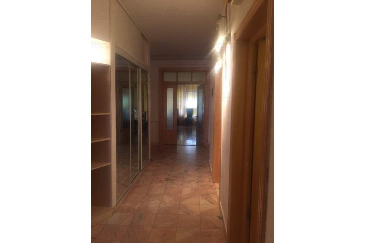  Proprietar, inchiriez apartament 4 cam. Faleza Nord, vedere spre mare