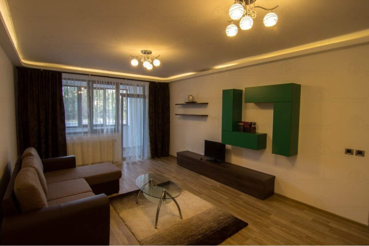  Proprietar - Inchiriez apartament, bloc rezidential Isaran