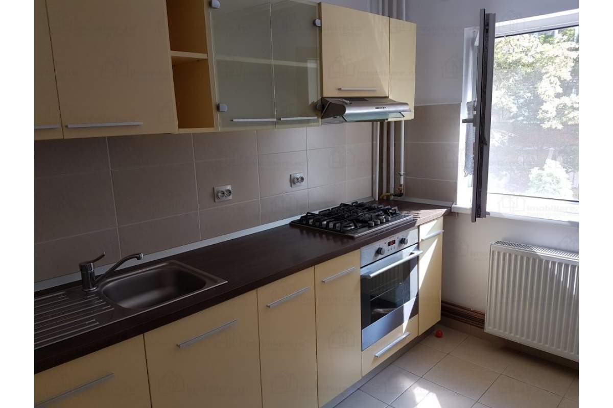  Proprietar - Inchiriez apartament vis-a-vis de Iulius Mall