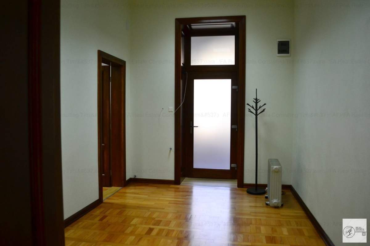 Spatiu birouri, prima inchiriere, renovat total, 90 mp, Take Ionescu