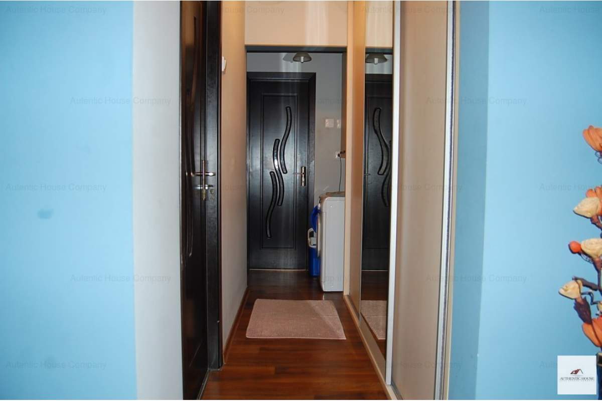 Tomis Nord - Apartament 3 camere, centrala gaze, boxa