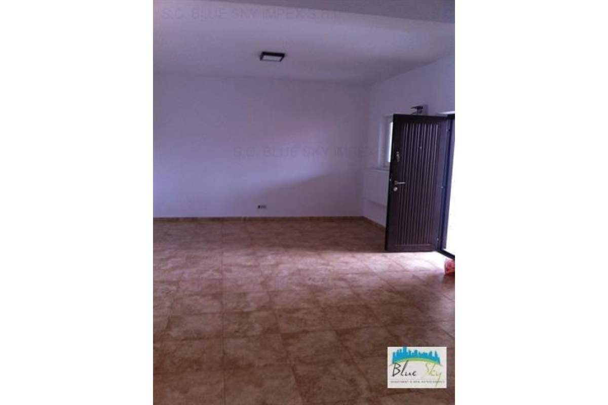 Trocadero,Vila P+1+M, nemobilata, 7 camere,ideala firme