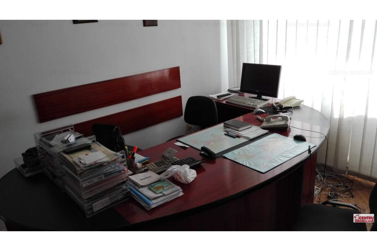 Ultracentral, 3 camere, liber, zona verde, linistita