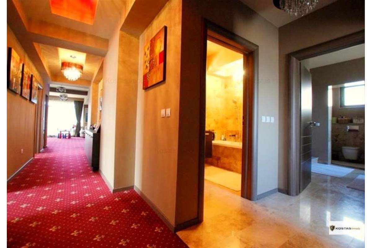  Va oferim spre inchiriere penthouse de lux aproape de Centrul Istoric Brasov