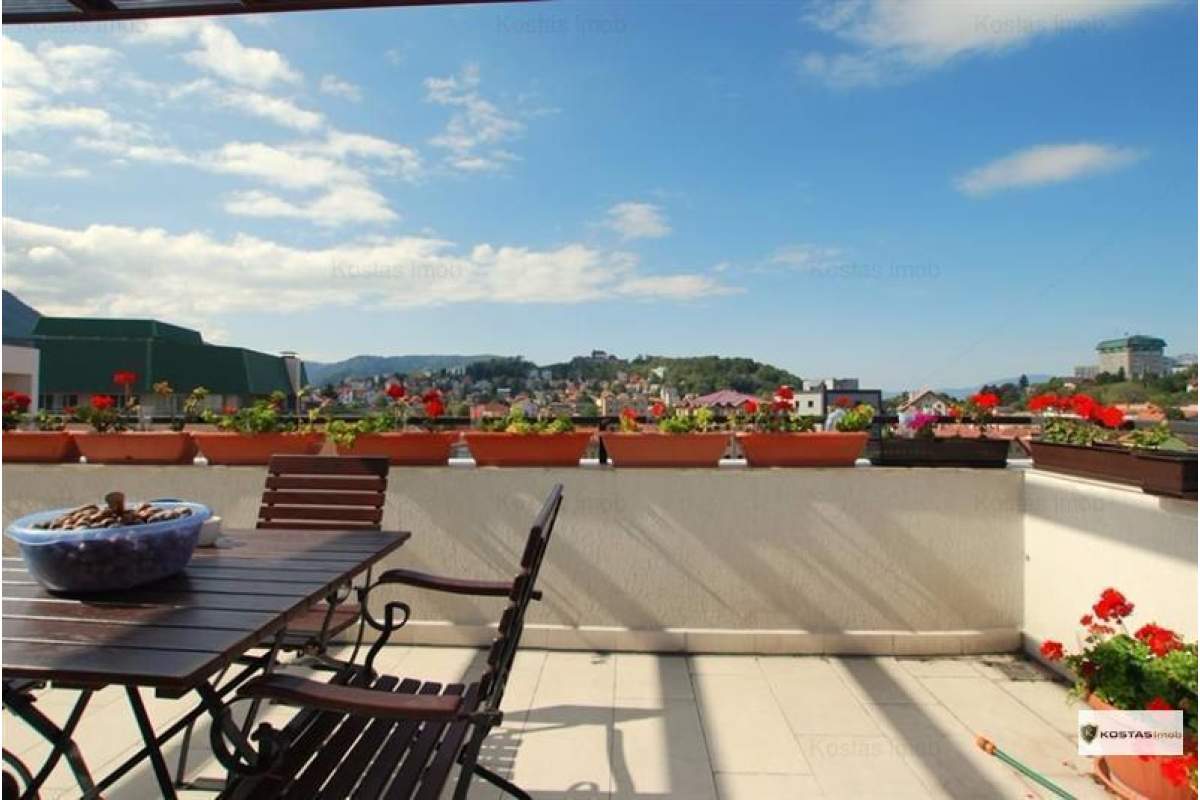  Va oferim spre inchiriere penthouse de lux aproape de Centrul Istoric Brasov