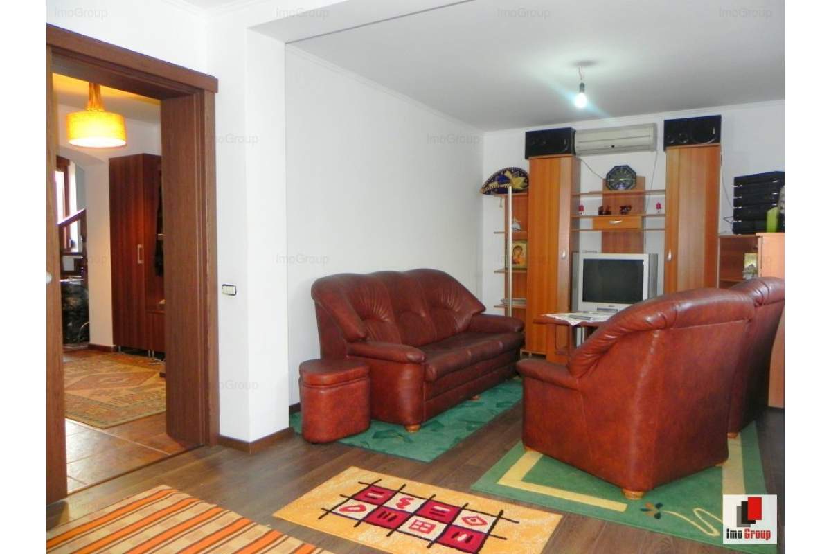 VILA P+1 INEL II - TRITON SPORT
