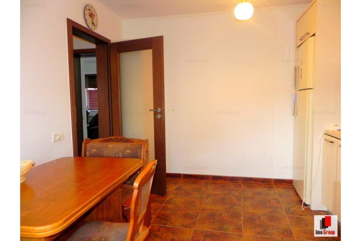 VILA P+1 INEL II - TRITON SPORT