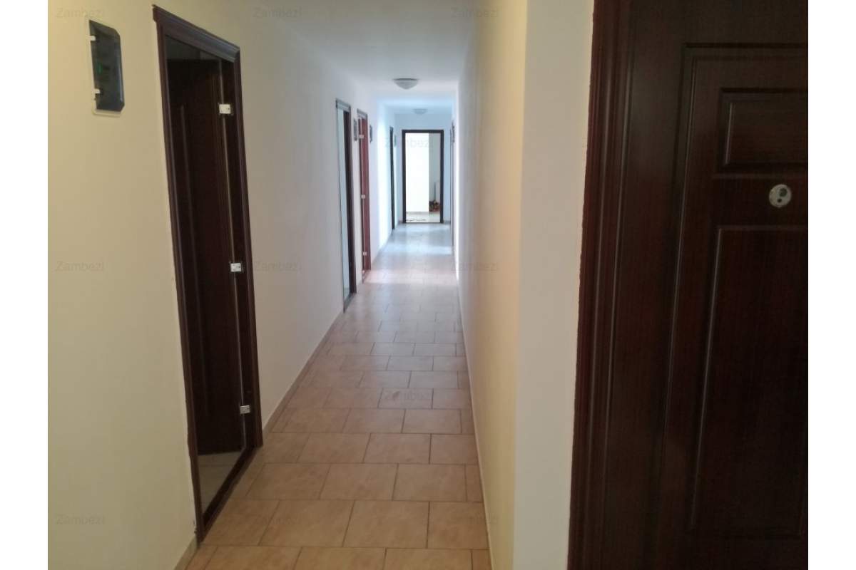  Zona Complex, Mobilat, Utilat