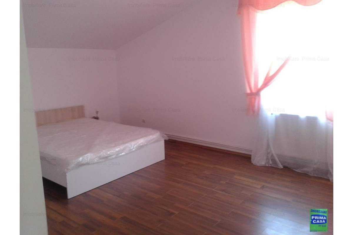  ZONA Gold Plaza inchiriez apartament 1 camera,180euro/luna