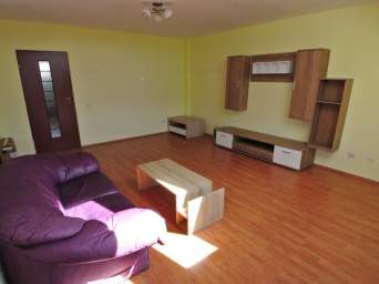  Apartament 3 camere, decomandat, zona Calea Moldovei