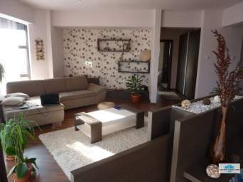  apartament 3 camere lux Oradea.