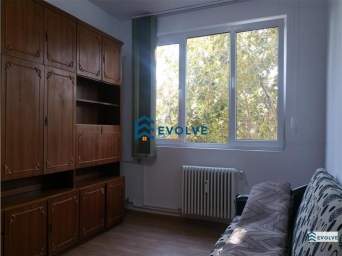  Apartament cu 3 camere central, de inchiriat