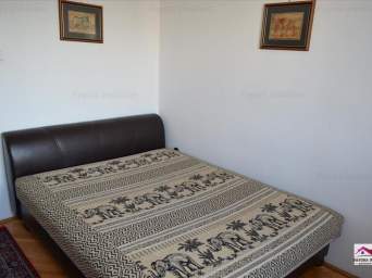  Apartament cu 3 Camere de Inchiriat in Zona Centrala