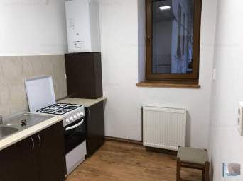  CHIRIE apartament in casa zona Lic.Unirea, mobilat, utilat