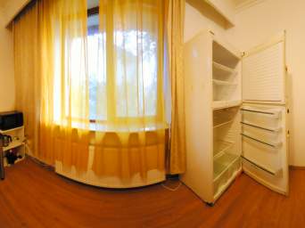 Inchiriez apartament 2 camere în vila