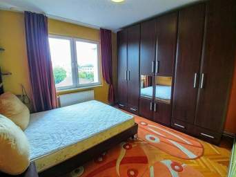 Inchiriez apartament cu 2 camere in cartierul Unirii (zona Palas)