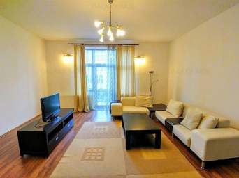  Inchiriez apartament cu 2 camere modern,100 mp ultracentral