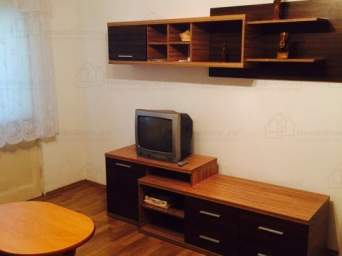  Inchiriez apartament studenti