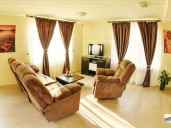  Proprietate SEMILUX, rezidenta si/ sau regim Hotelier, Brasov, zona Categoria A